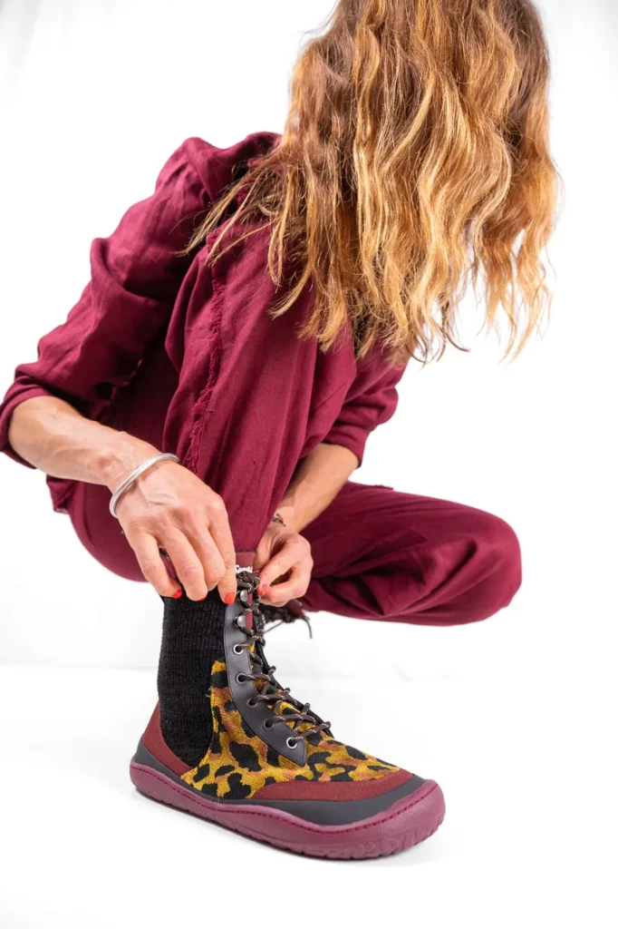 Modelo de zapatillas con calzado barefoot