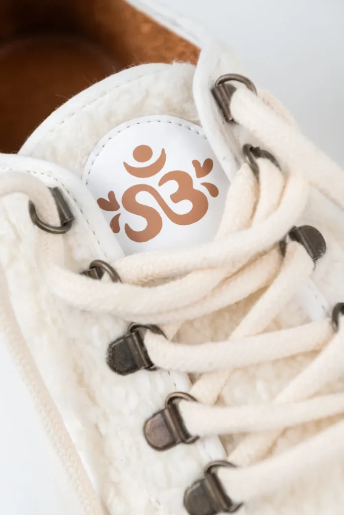 Logo de sambasthebambas en una zapatilla