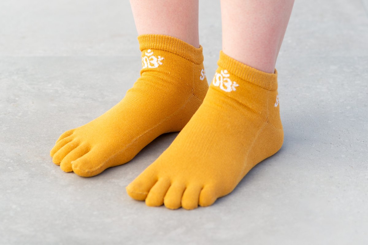 Viscose toe socks